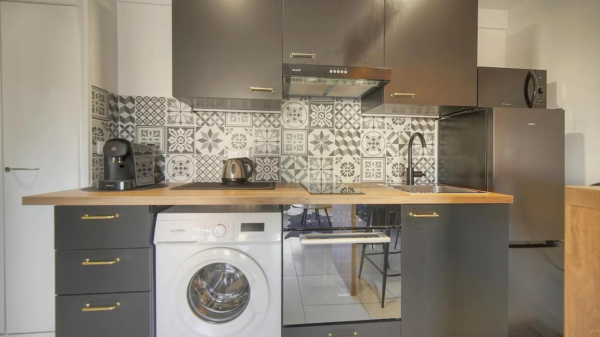 Isa - Clim - Wifi - Balcon - Vca Apartment Le Cannet 0*,  France