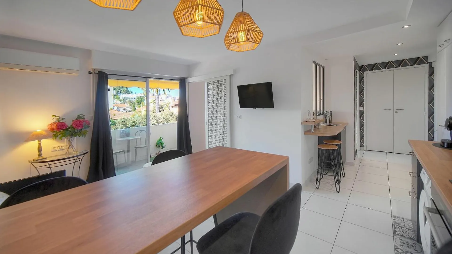 Apartament Isa - Clim - Wifi - Balcon - Vca Le Cannet 0*,  Francja